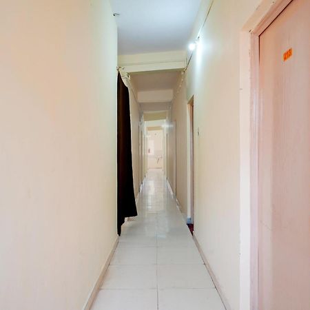 Super Townhouse Marathahalli Near Klm Fashion Mall Bangalore Bagian luar foto