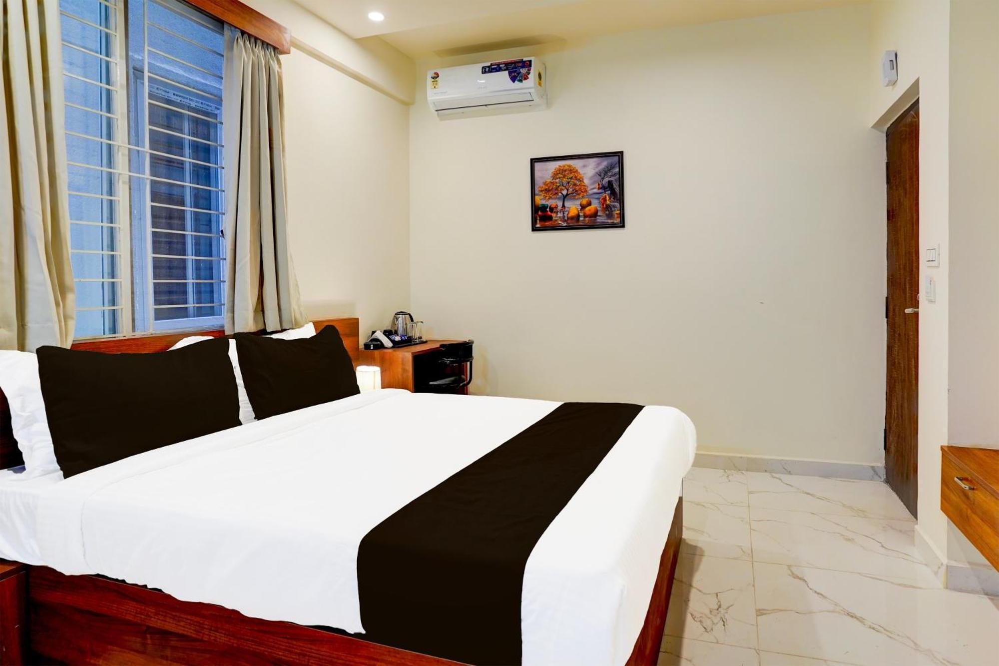 Super Townhouse Marathahalli Near Klm Fashion Mall Bangalore Bagian luar foto