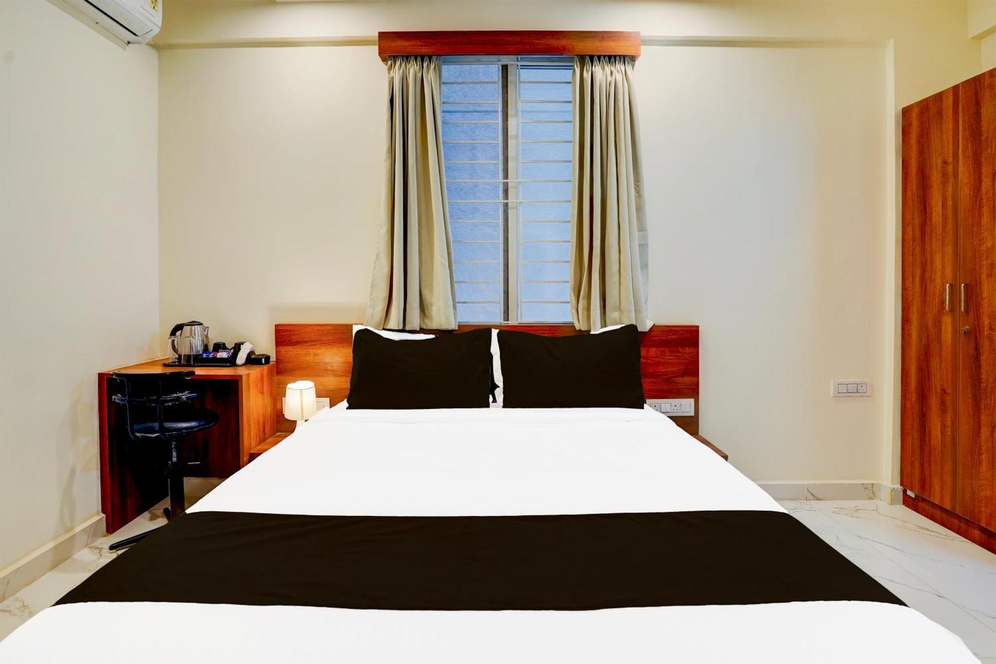 Super Townhouse Marathahalli Near Klm Fashion Mall Bangalore Bagian luar foto