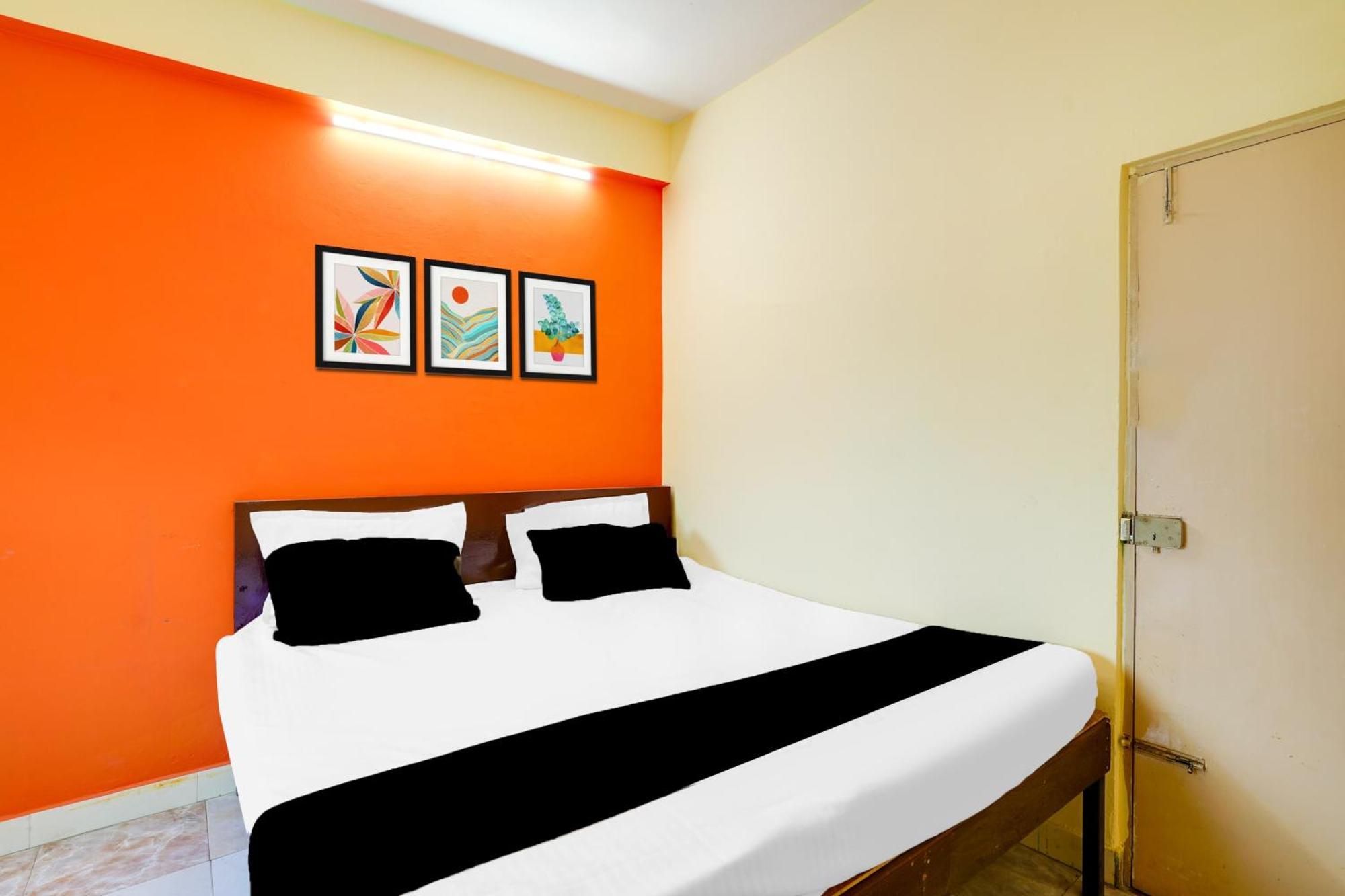 Super Townhouse Marathahalli Near Klm Fashion Mall Bangalore Bagian luar foto