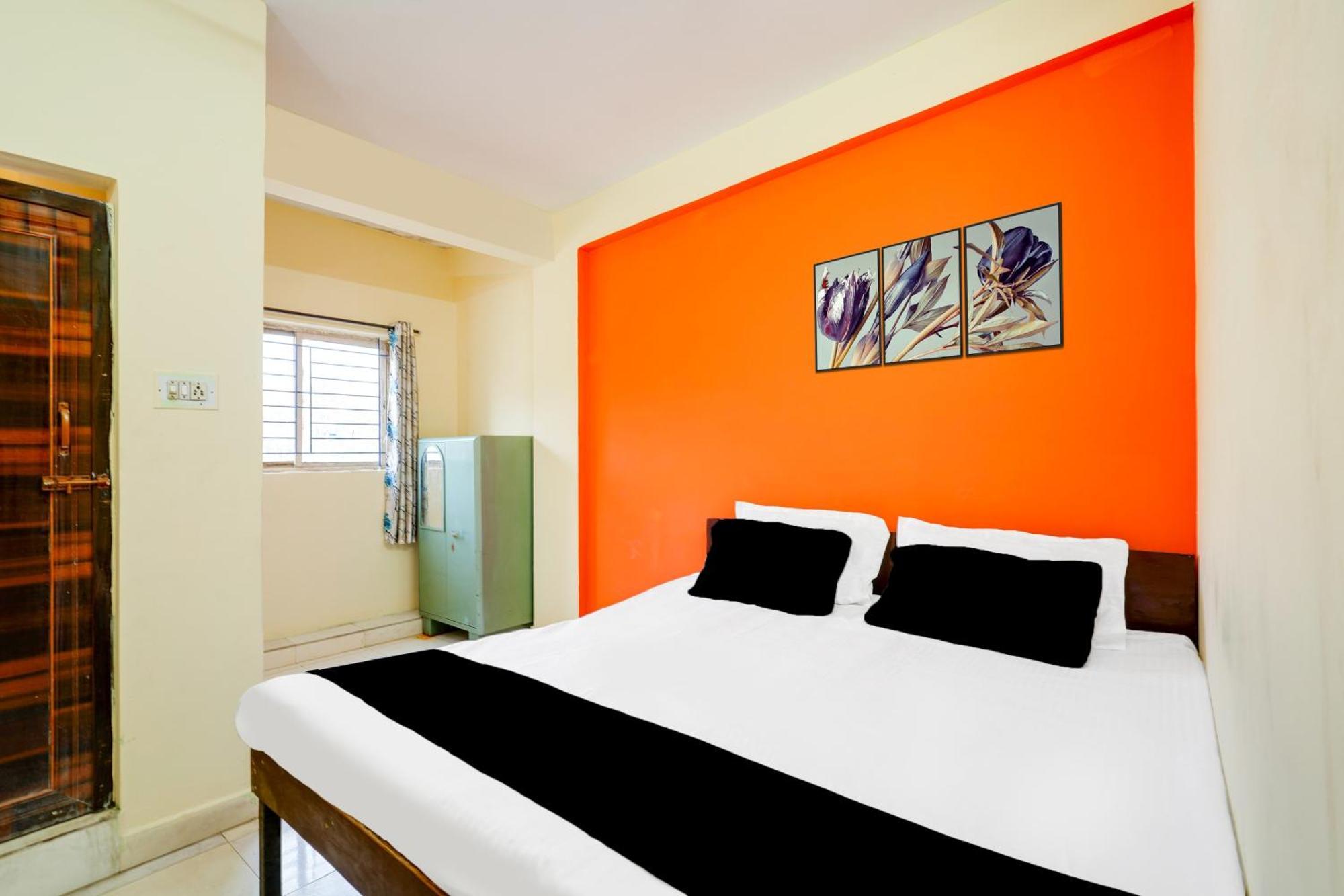 Super Townhouse Marathahalli Near Klm Fashion Mall Bangalore Bagian luar foto