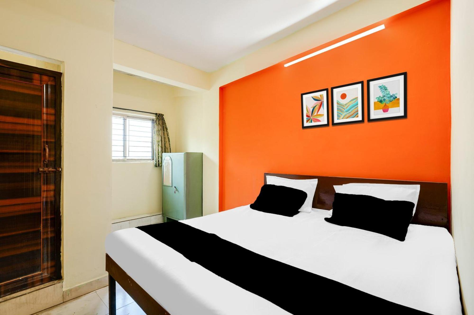 Super Townhouse Marathahalli Near Klm Fashion Mall Bangalore Bagian luar foto