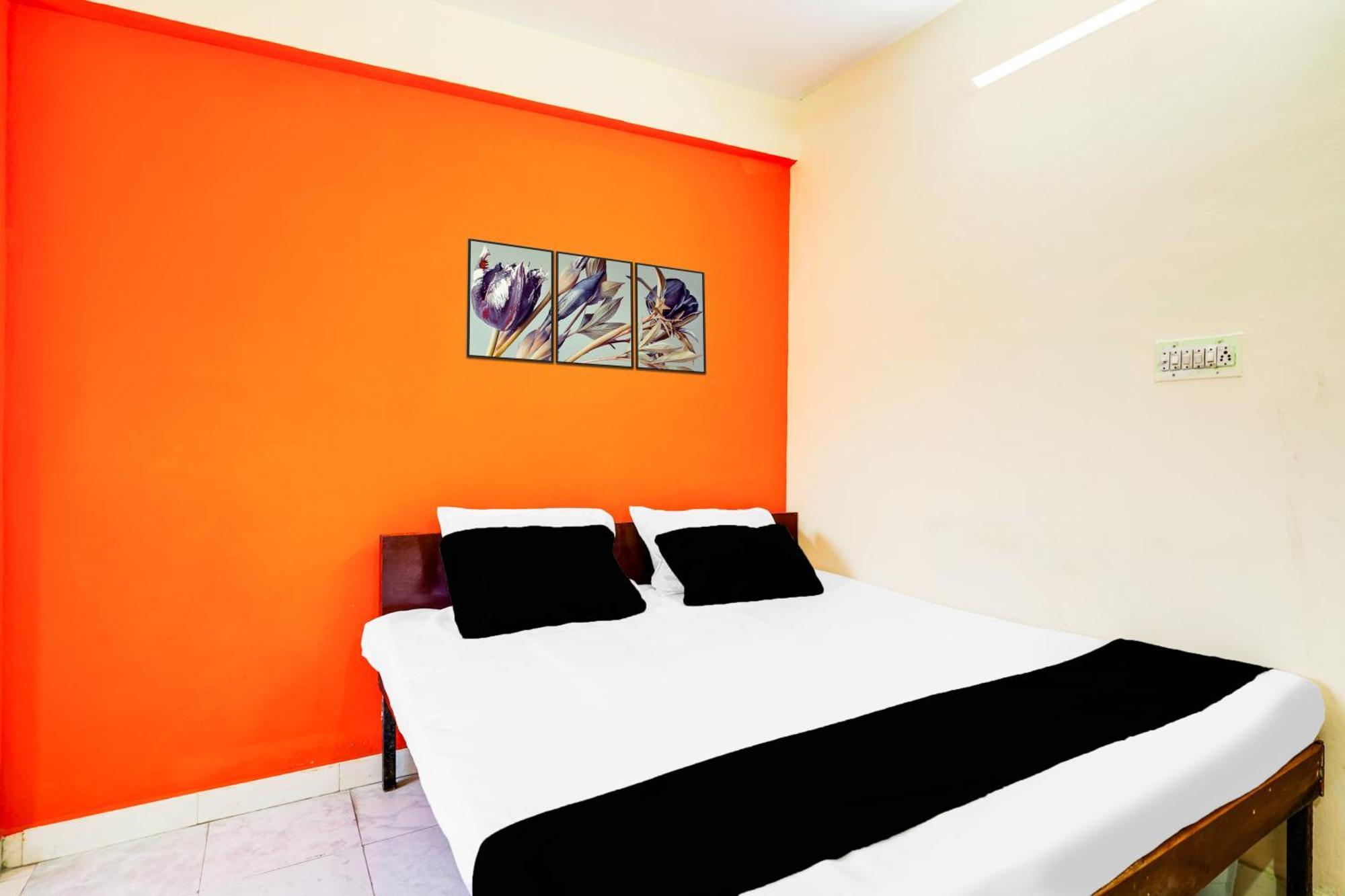 Super Townhouse Marathahalli Near Klm Fashion Mall Bangalore Bagian luar foto