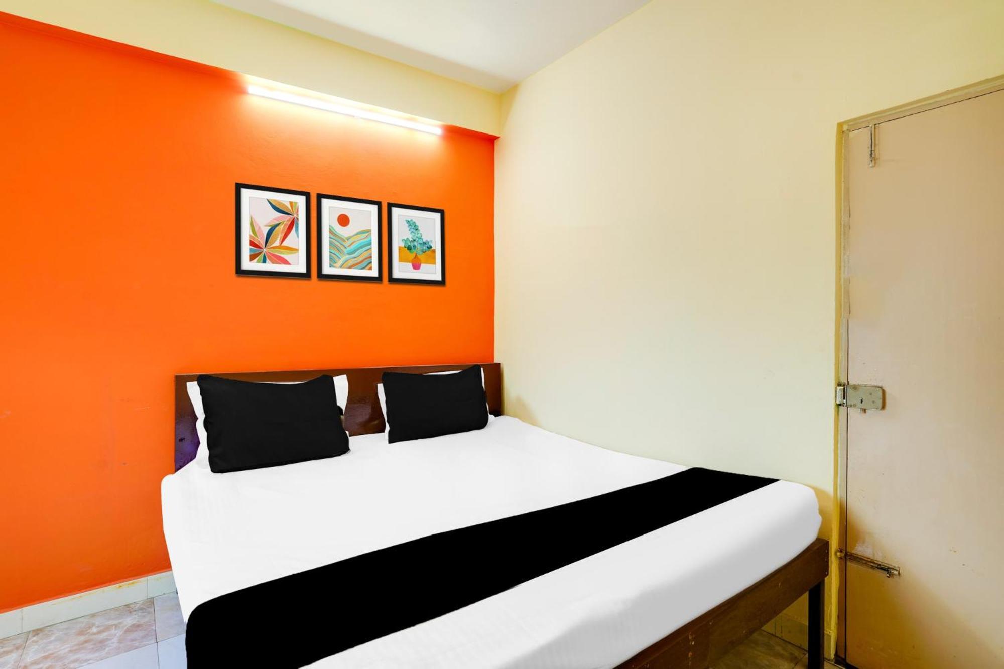 Super Townhouse Marathahalli Near Klm Fashion Mall Bangalore Bagian luar foto