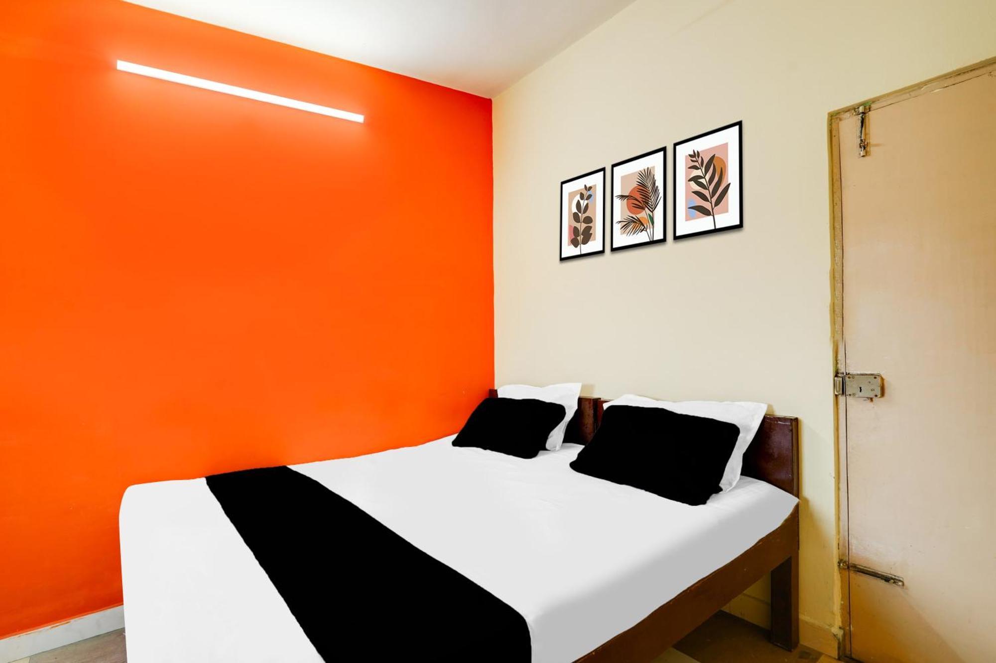 Super Townhouse Marathahalli Near Klm Fashion Mall Bangalore Bagian luar foto
